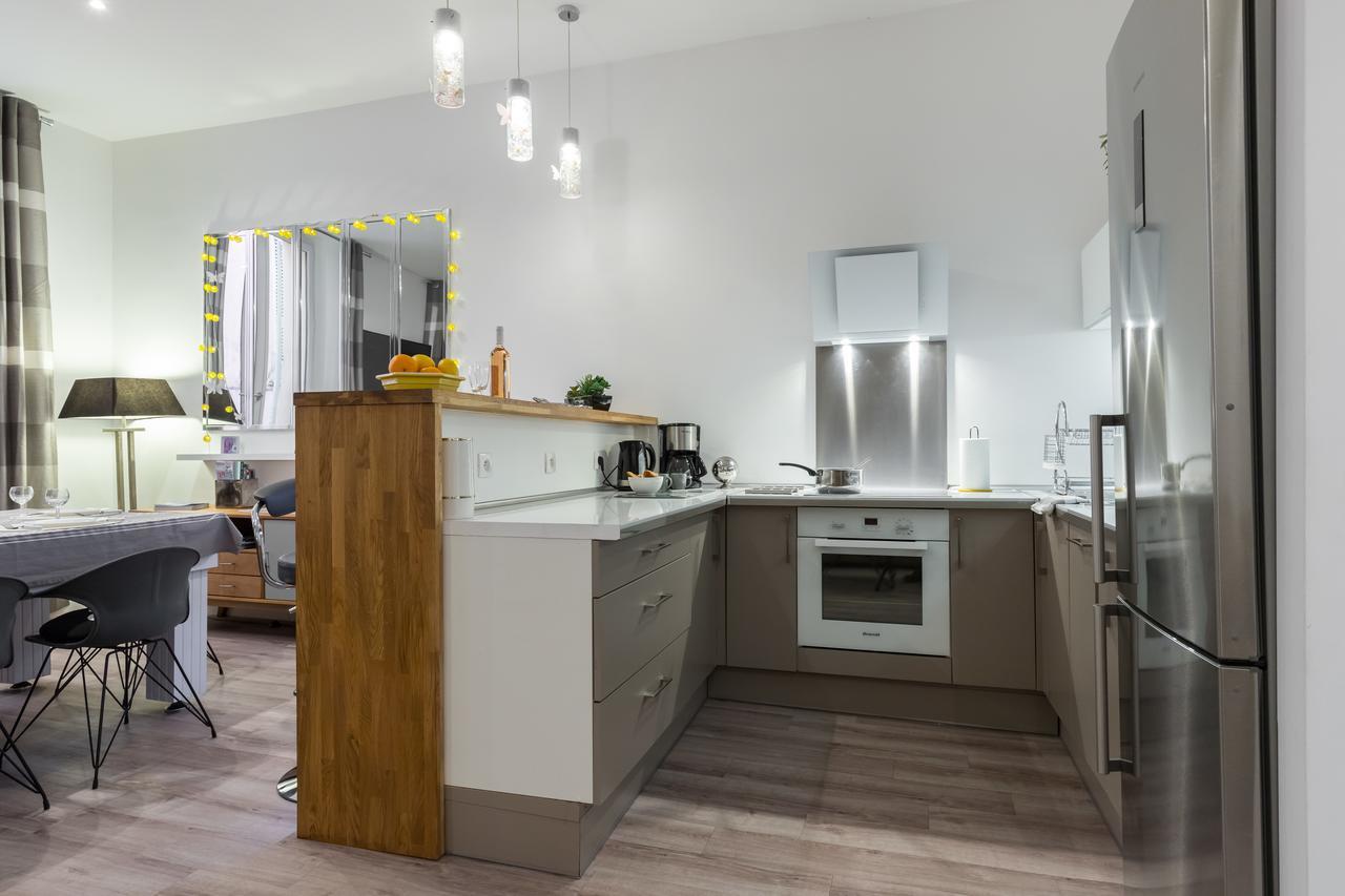 Ferienwohnung Centrale 2 - F4 Spacieux Et Confortable Au Centre Du Vieux-Nizza Exterior foto