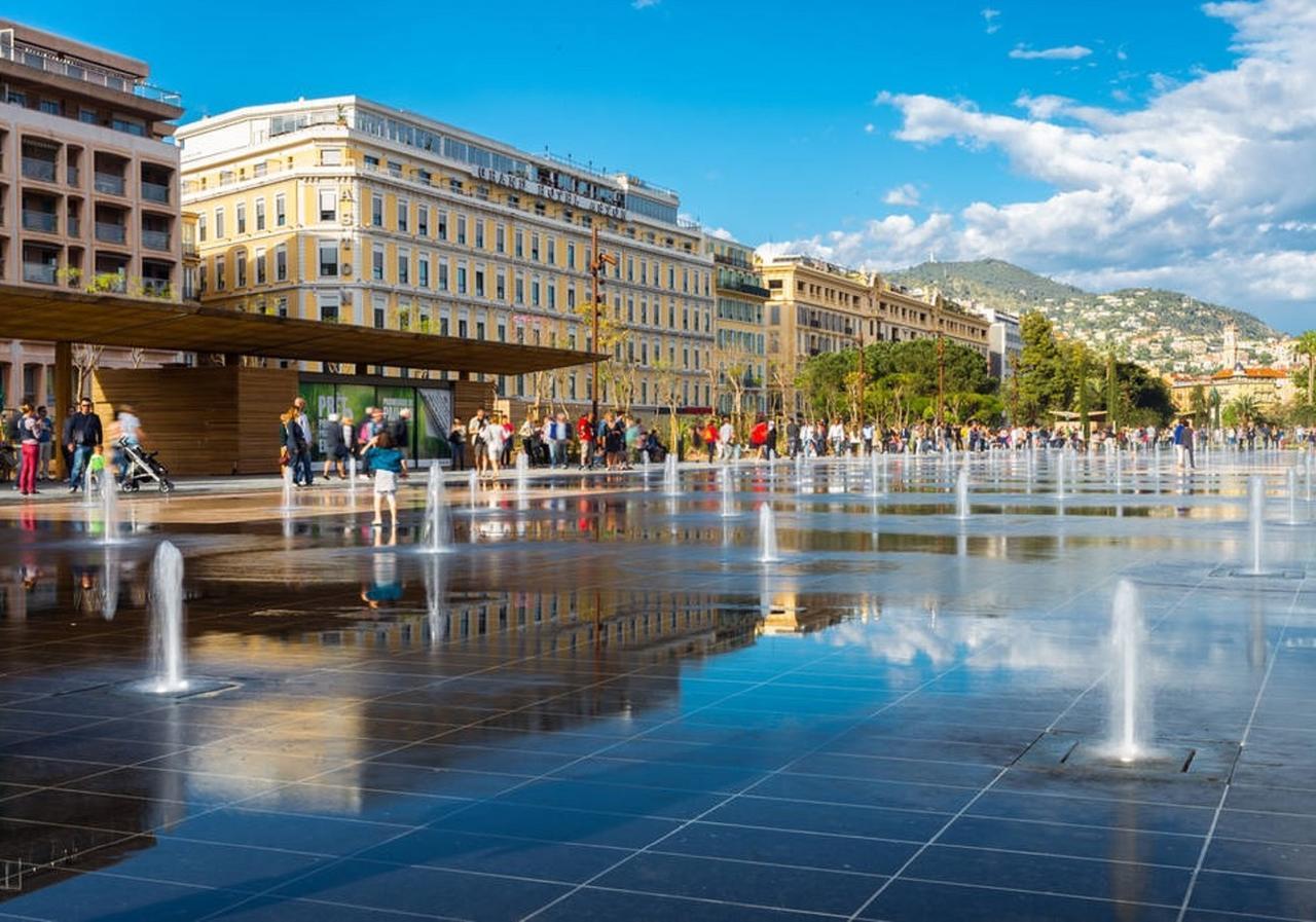 Ferienwohnung Centrale 2 - F4 Spacieux Et Confortable Au Centre Du Vieux-Nizza Exterior foto